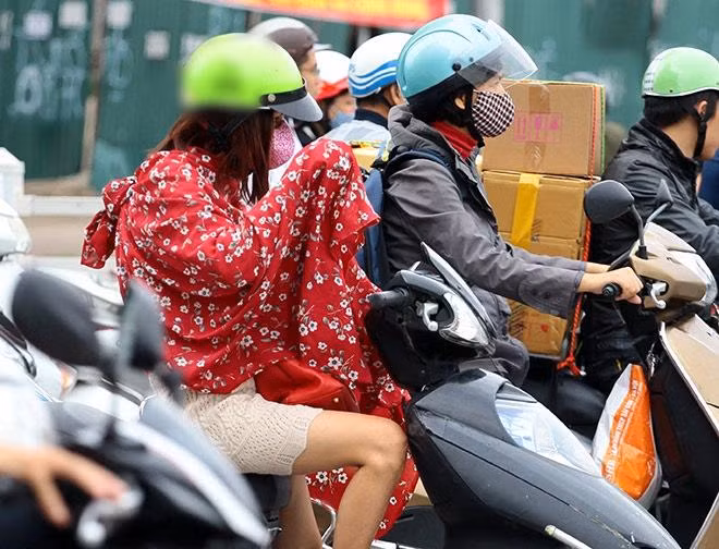 ... độ dày, mỏng được trưng diện ra đường như áo khoác.
