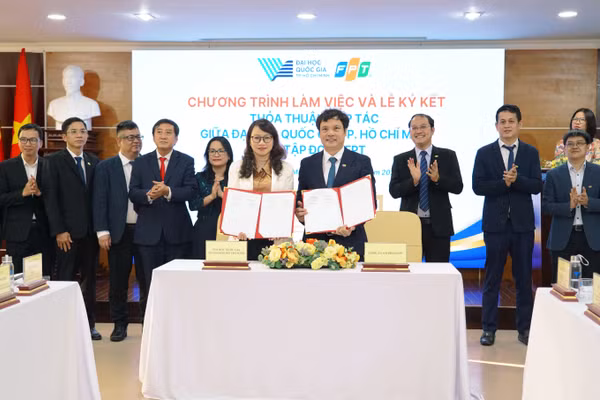 FPT và Đại học Quốc gia TPHCM ký kết hợp tác đào tạo và nghiên cứu 