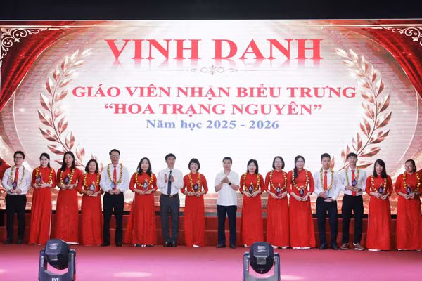 Thầy trò Trường THCS Trần Phú tiếp tục khẳng định vai trò là một trong những đơn vị giáo dục tiêu biểu của thành phố Hải Phòng.