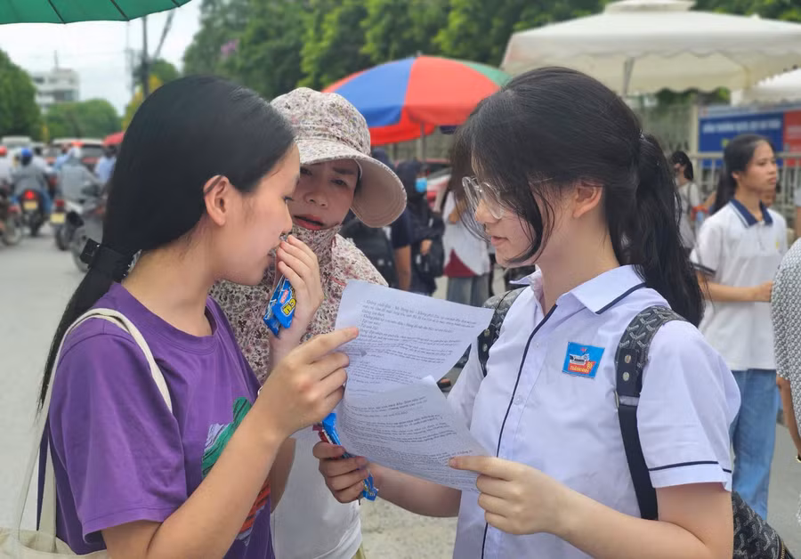 Thí sinh Thanh Hoá đánh giá đề Ngữ văn vừa sức.