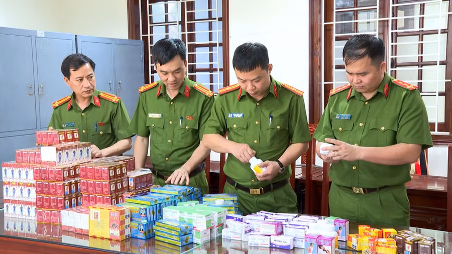 Công an tỉnh Thanh Hóa triệt phá đường dây sản xuất, buôn bán thuốc tân dược giả quy mô lớn.