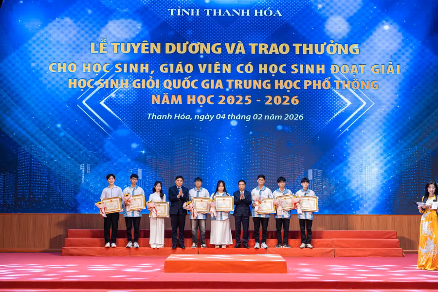 anh-6-trao.jpg