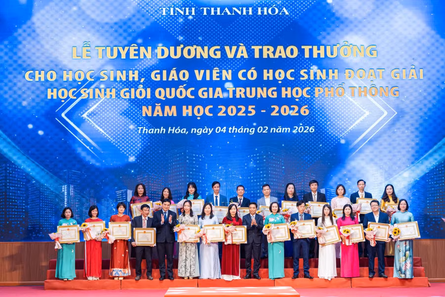 anh-8-trao.jpg