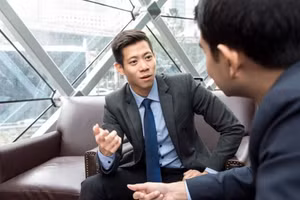40 là độ tuổi vàng của đàn ông. (Ảnh: ITN).
