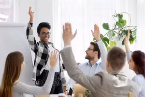 Ngọ phải giữ sự bình tĩnh và cầu thị, Tuất công việc tiến triển rực rỡ ngày 17/9