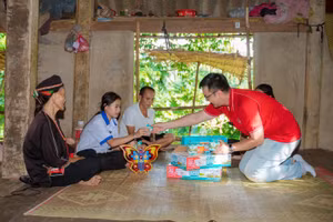 Quả ngọt từ mô hình liên kết bền vững giữa nông dân ‘tay quen’ và Lof Hồ Toản