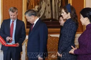 Tổng Bí thư, Chủ tịch nước Tô Lâm nhận Huân chương cao quý của Vương quốc Đan Mạch