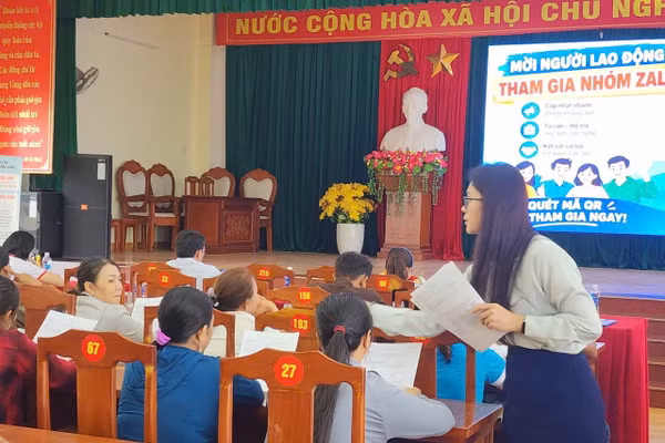 Người dân xã Xuân Cảnh (tỉnh Đắk Lắk) tại buổi tư vấn việc làm năm 2026. (Ảnh: Trung tâm Dịch vụ việc làm Đắk Lắk cung cấp)