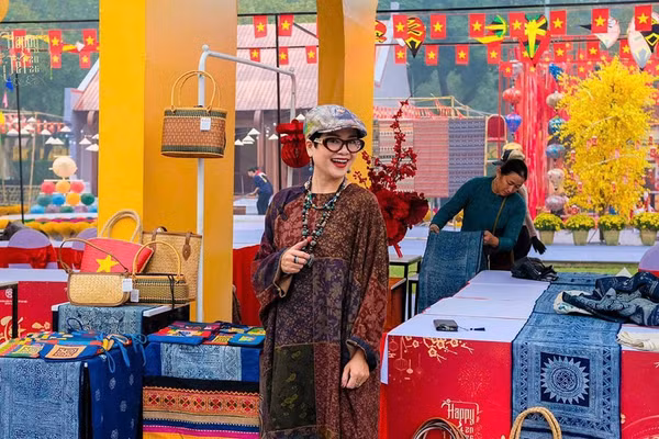 Check-in trước giờ G tại không gian Happy Tết 2026 ở Hoàng thành Thăng Long, Hà Nội. Ảnh: Happy Tết.