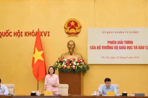 Chuyển mạnh sang tổ chức thực hiện, đưa chính sách giáo dục vào cuộc sống