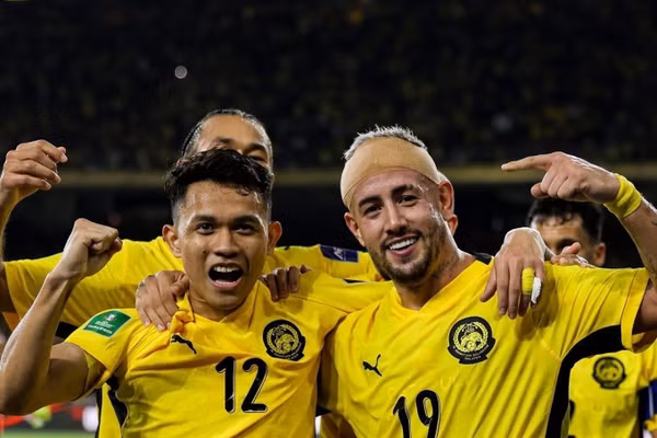 Tiền đạo Malaysia vào top 3 đề cử Cầu thủ hay nhất châu Á