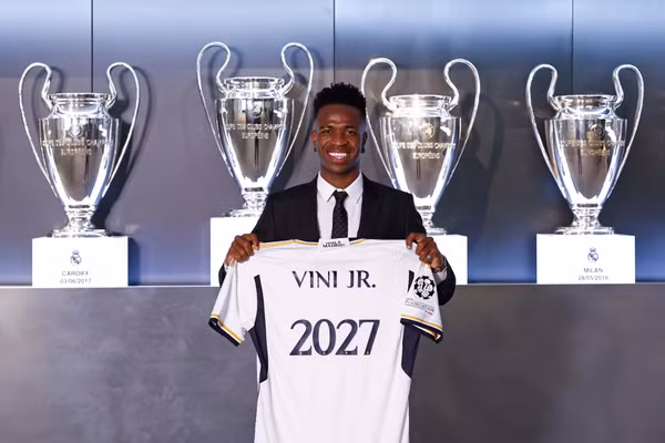 Arsenal ‘đạt thỏa thuận cá nhân’ với Vinicius