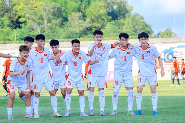 Siêu máy tính dự đoán kết quả trận U17 Việt Nam - U17 Australia lúc 19h30 hôm nay