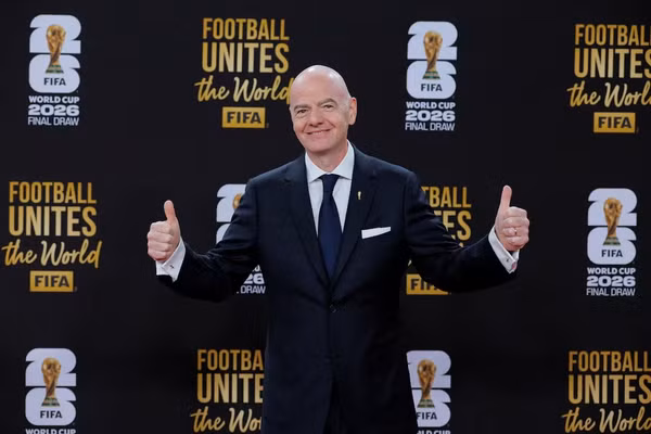 Chủ tịch FIFA đến Mỹ Đình xem tuyển Việt Nam đấu Thái Lan