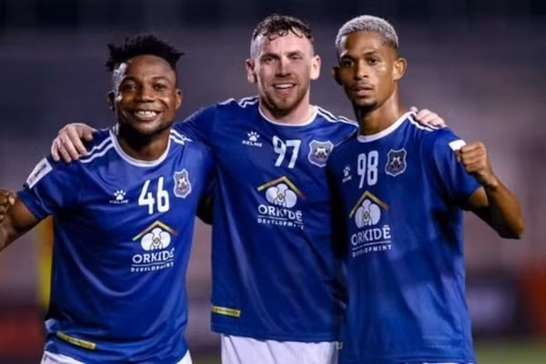 Bóng đá Campuchia bất ngờ vượt V-League 