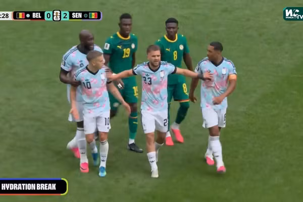 Cầu thủ Bỉ suýt ẩu đả giữa trận thắng nghẹt thở Senegal