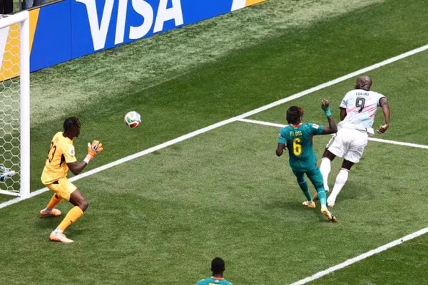 Bỉ ngược dòng không tưởng thắng Senegal