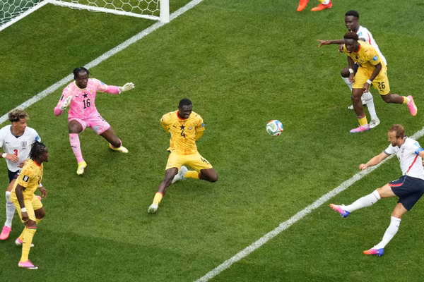 Harry Kane bỏ lỡ cơ hội vàng, tuyển Anh bị Ghana cầm chân