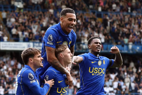 Chelsea thắng ‘nghẹt thở’