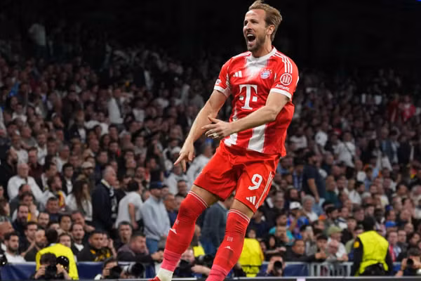 Real Madrid gục ngã tại Bernabeu 