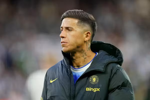 Man City chi hơn 4.400 tỷ đồng mua sao Chelsea
