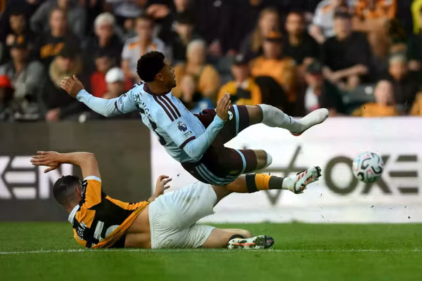 Aston Villa lập kỷ lục buồn 56 năm ở Ngoại hạng Anh