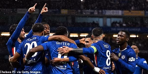 Thắng đậm Ajax, 3 cầu thủ Chelsea đi vào lịch sử Champions League 