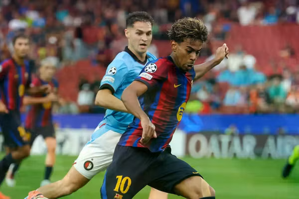 Yamal vượt Mbappe ở Champions League
