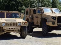 Lục quân Mỹ tiếp tục đặt niềm tin vào thiết giáp HMMWV bất chấp đã có JLTV