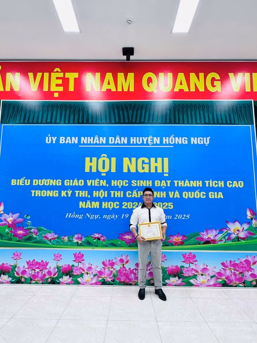 thay-ngoan-3.jpg