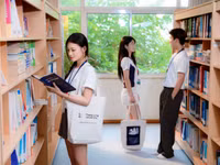 Sinh viên Trường Đại học Thăng Long. Ảnh: NTCC.