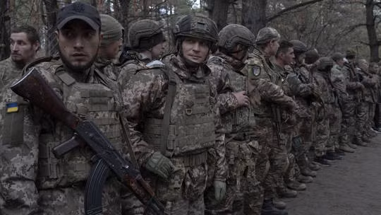 EU chuẩn bị siết quy định với một nhóm người Ukraine