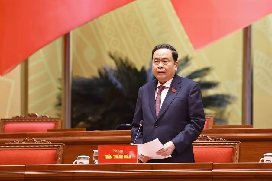 Đồng chí Trần Thanh Mẫn, Ủy viên Bộ Chính trị, Chủ tịch Quốc hội điều hành phiên họp. Ảnh: TTXVN.