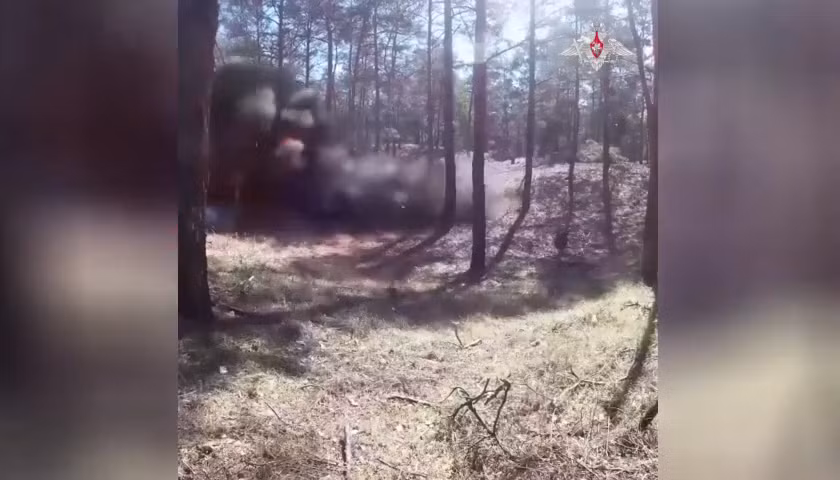 Video Nga rà phá bom mìn hỗ trợ sứ mệnh nhân đạo của Đệ nhất Phu nhân Mỹ
