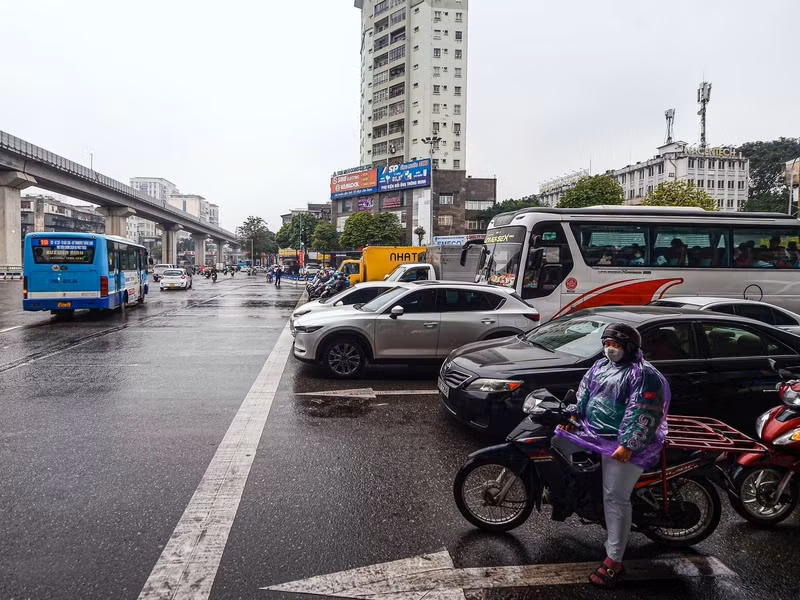 Các chuyên gia Khí tượng thủy văn nhận định, thời tiết Hà Nội và vùng lân cận có thể xảy ra đỉnh điểm rét đậm với nền nhiệt tối thiểu có thể xuống 10-11 độ trong đêm mùng 7 và sáng 8/2. m9.jpg