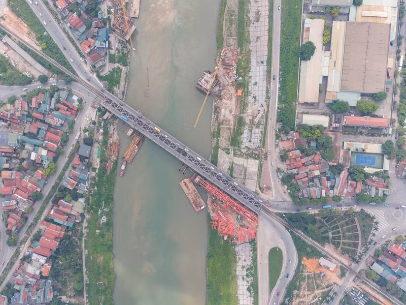 b8.jpg
