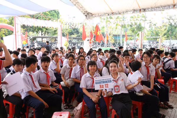 Trường học TPHCM đẩy mạnh tư vấn chọn trường, chọn ngành cho học sinh từ lớp 9