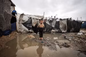 Mưa ngập làm tăng nỗi thống khổ của 2,3 triệu người dân Palestine