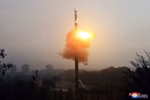 Triều Tiên tuyên bố đã phóng thử thành công tên lửa đạn đạo xuyên lục địa (ICBM) Hwasong-19 mới dưới sự chỉ đạo của nhà lãnh đạo Kim Jong Un ngày 31/10.