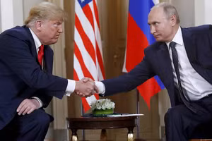 Tổng thống Mỹ Donald Trump cho biết ông tin rằng có thể tổ chức và tiến hành một cuộc gặp với Tổng thống Nga Vladimir Putin để giải quyết cuộc khủng hoảng Ukraine.