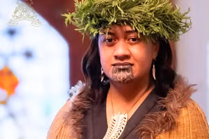 Hình ảnh nữ hoàng 27 tuổi trở thành quốc vương mới của Maori