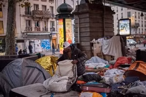 Người nhập cư ở Paris, Pháp.