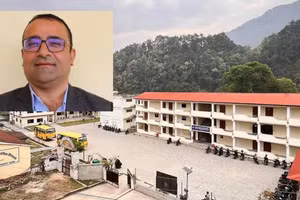 Thầy hiệu trưởng và 9 phút cứu 1.643 học sinh giữa dòng lũ ở Nepal