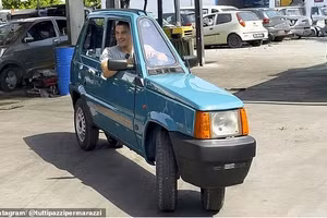 Cận cảnh xe điện siêu mỏng Fiat Panda như chỉ có trong phim