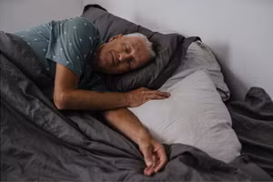Ngủ quá nhiều có thể đẩy nhanh quá trình lão hóa não, tim 