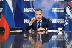 Phó Chủ tịch Hội đồng An ninh Nga Medvedev.