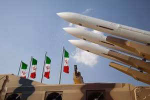 Tên lửa Iran.