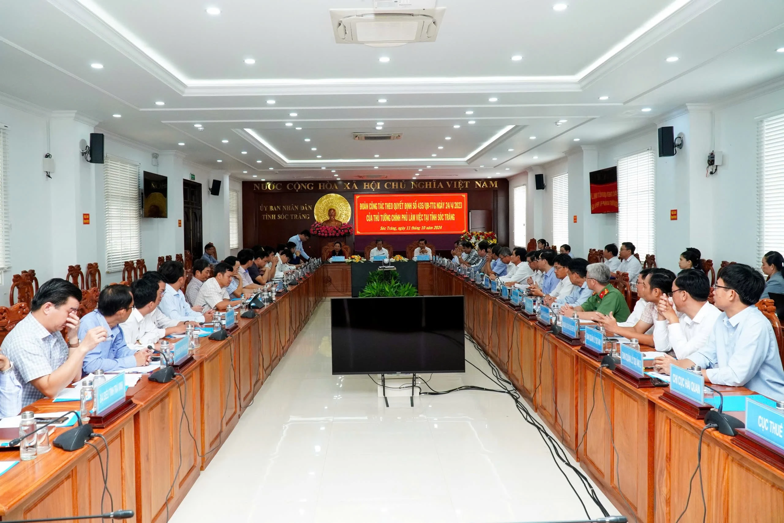 bo-truong-lam-viec-soc-trang-2-8366.jpg