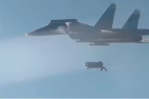 Bom hạng nặng FAB-3000 của Nga.