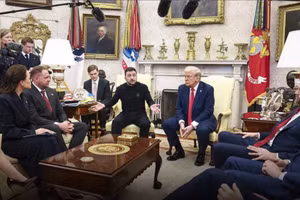 Tổng thống Ukraine Zelensky trong một cuộc hội đàm với Tổng thống Trump tại Nhà Trắng.